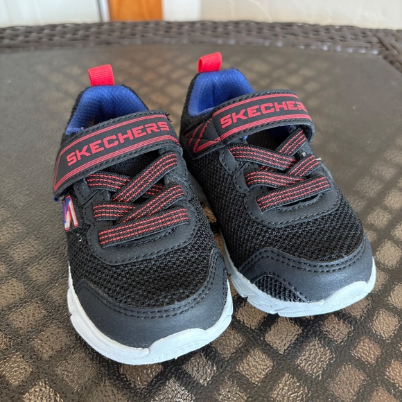 Skechers Boy's Flex Mini Trainer Slip On Sneakers Size 5 - Picture 2 of 11